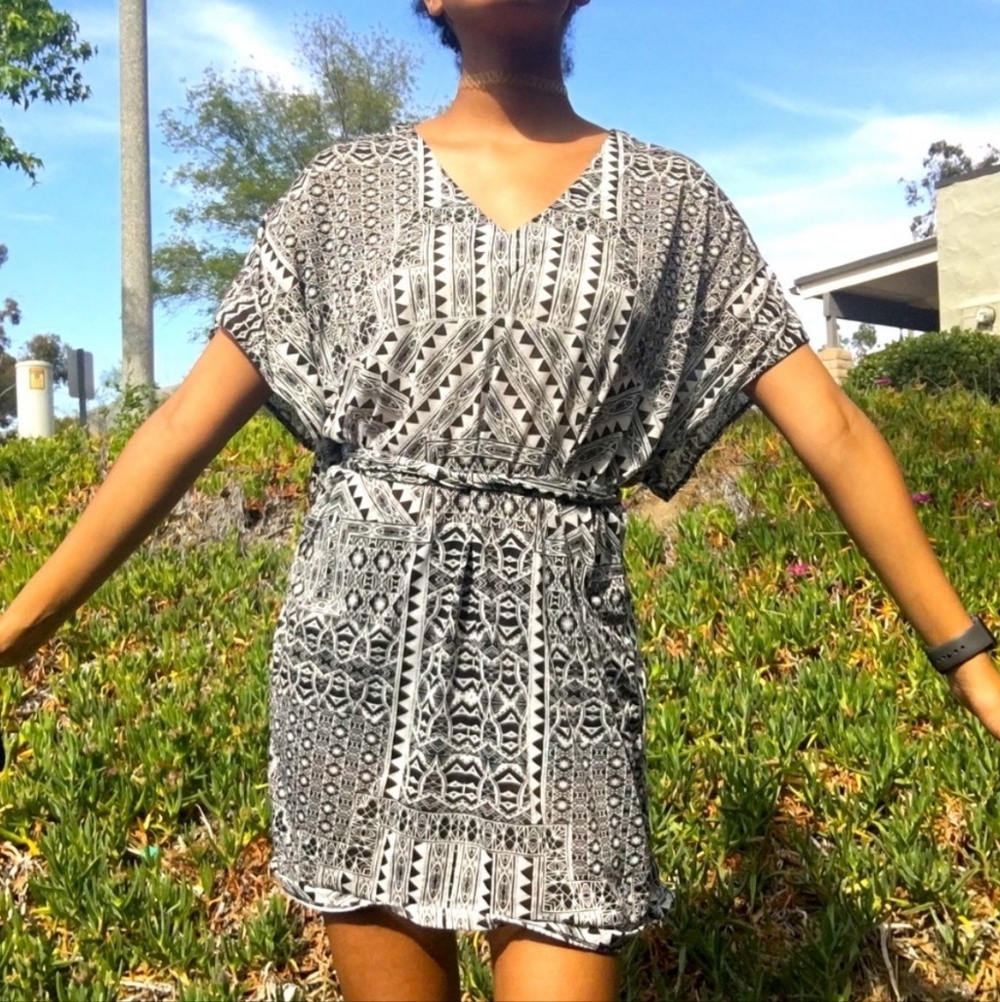 H&M Monochrome Patterned Swim Coverup
